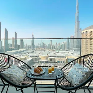 Stylish 2 Bedroom Dior-inspired Connected To Mall Apartment Dubai